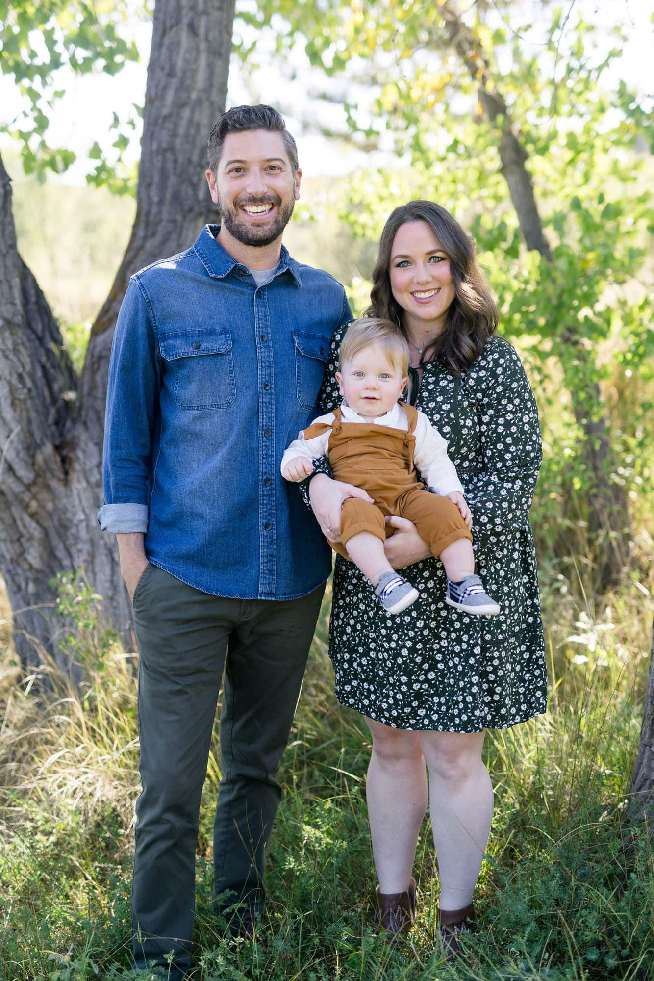 What to Wear for Family Portraits — Artemis Photography